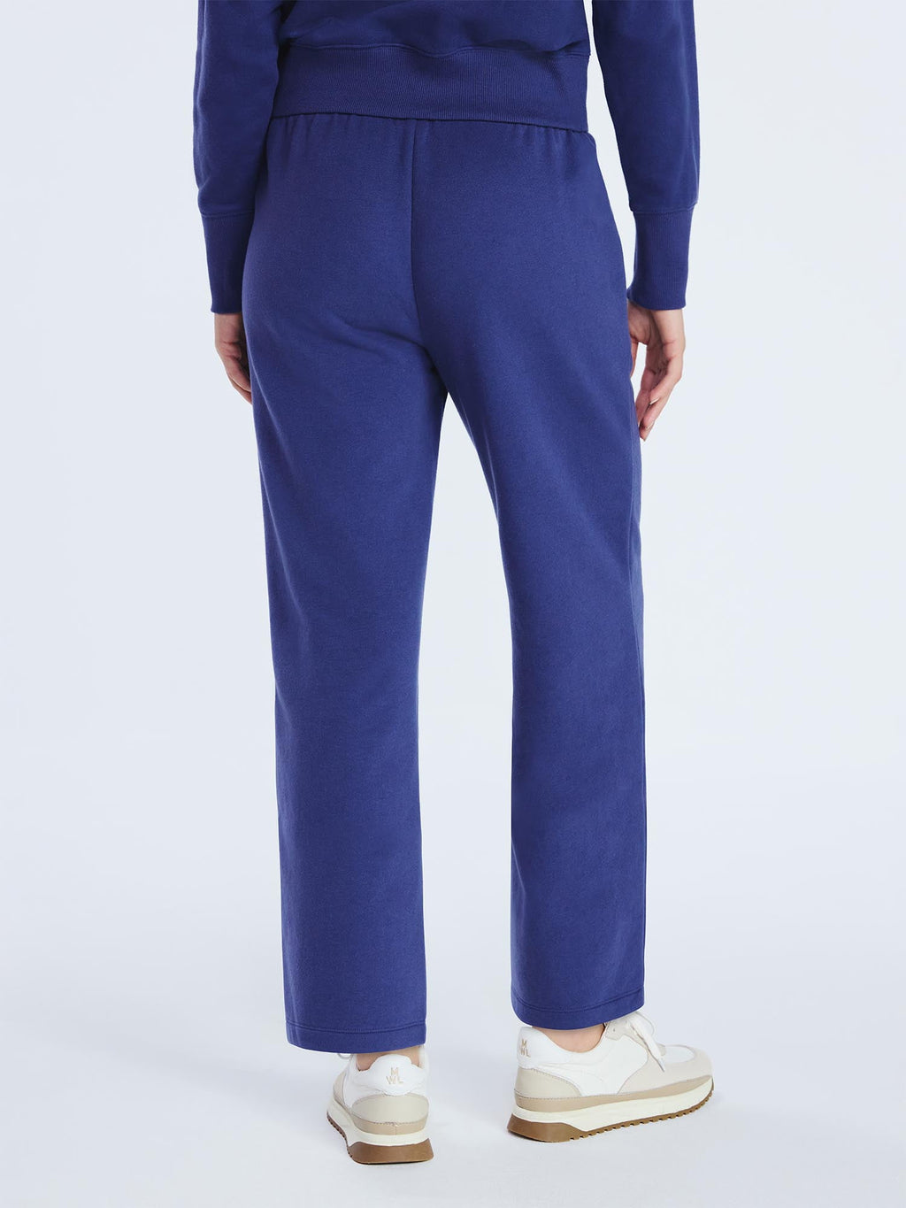 Free Assembly Women's and Women's Plus Embroidered Cropped Sweatpants, 23" Inseam, Sizes XS-4X