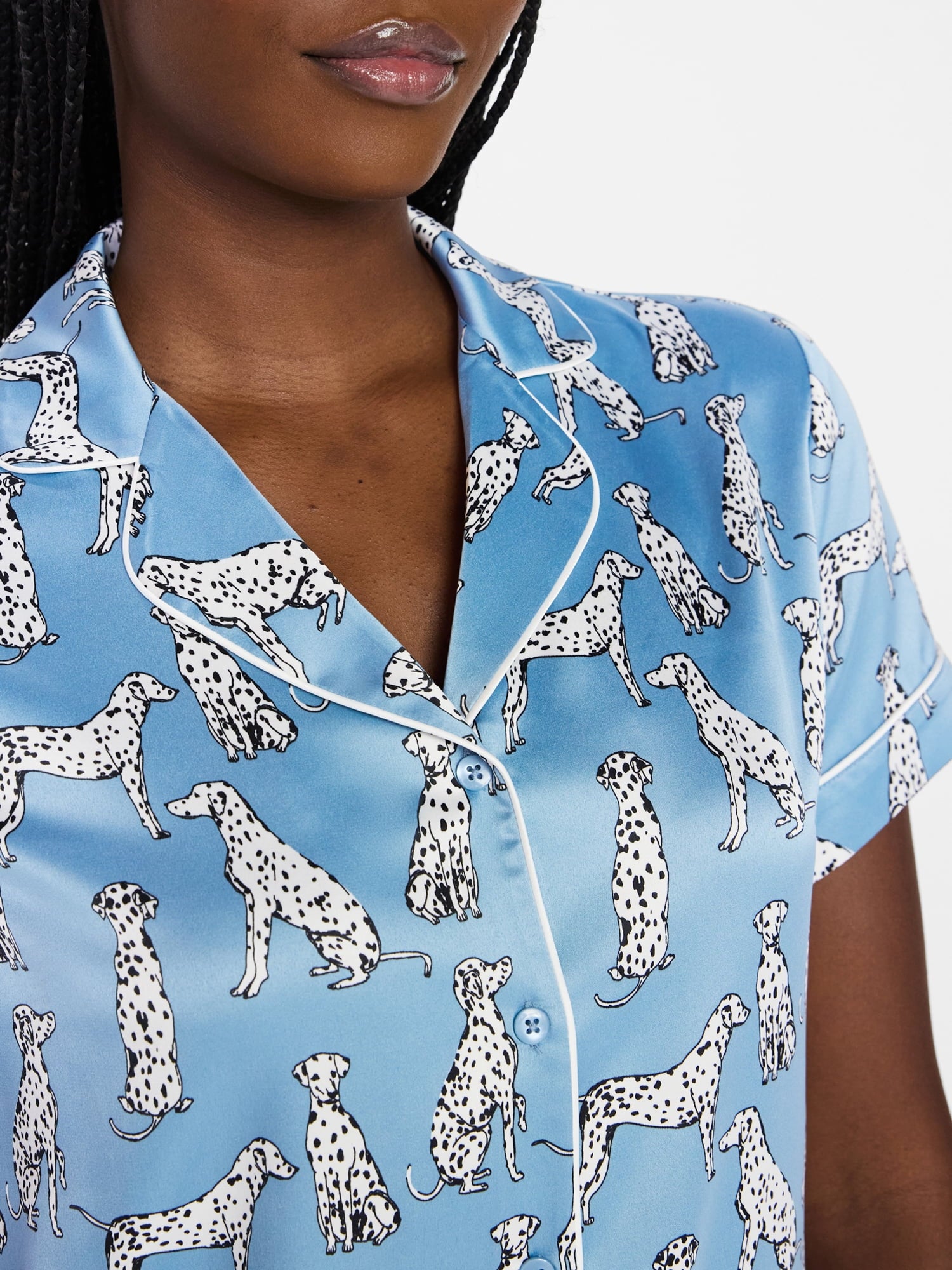 Joyspun Women’s Stretch Satin Short Sleeve Top and Shorts Pajama Set, Sizes XS-3X