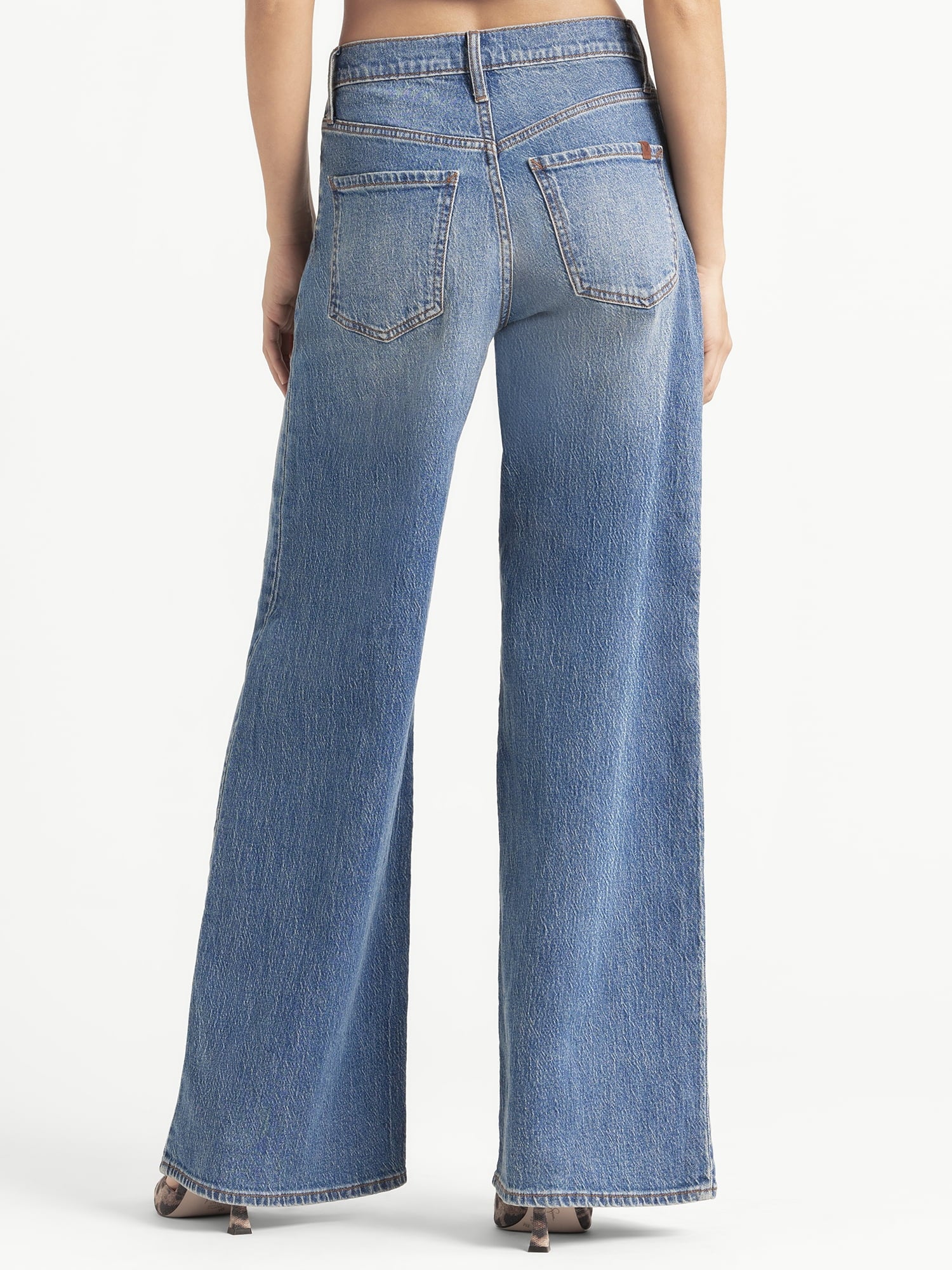 Jessica Simpson Women's and Women's Plus Freesia Wide Leg Jeans, 30", 32", and 34" Inseams, Sizes 2-24W