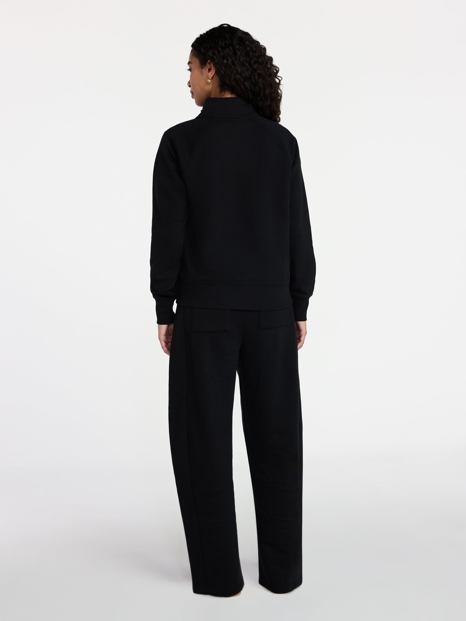 Time and Tru Women's Fleece Sweatshirt and Barrel Leg Pants Set, 2-Piece, Sizes XS-XXXL