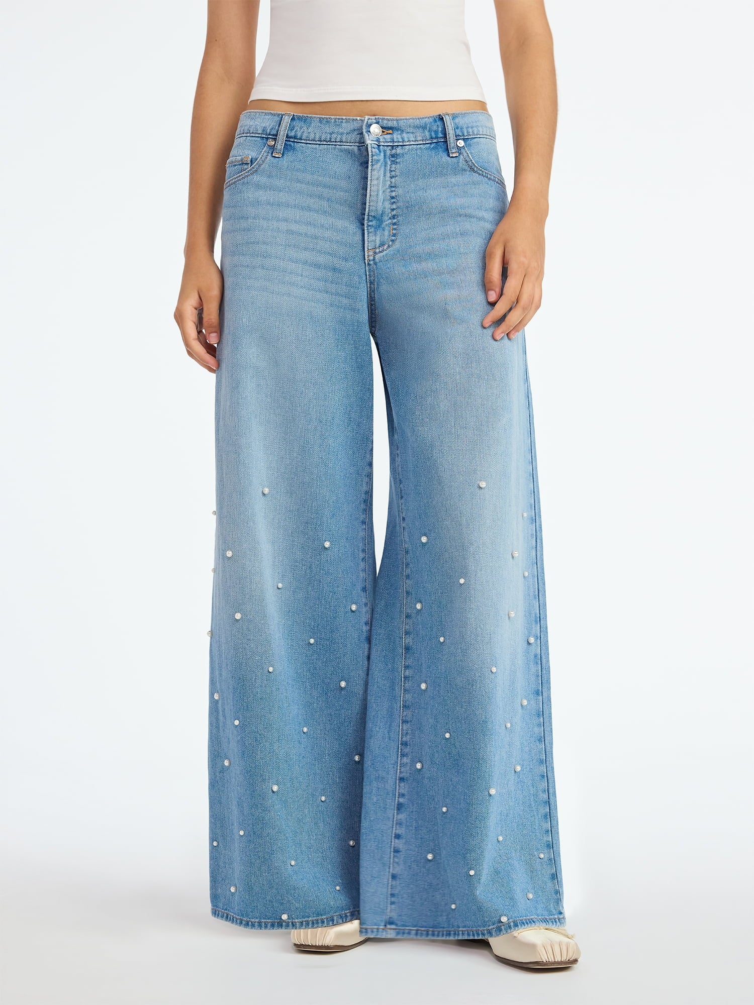 Scoop Women's and Women’s Plus Wide Leg Jeans with Faux Pearl Accents, Sizes 0-26W