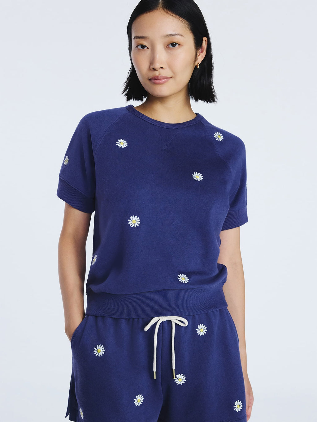 Free Assembly Women's Raglan Sweatshirt with Short Sleeves, Sizes XS-XXL